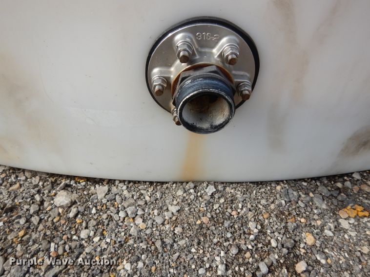 image for item DG6270 2005 Snyder salt brine tank