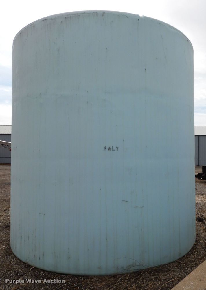 image for item DG6271 2002 Sprayer Specialist salt brine tank