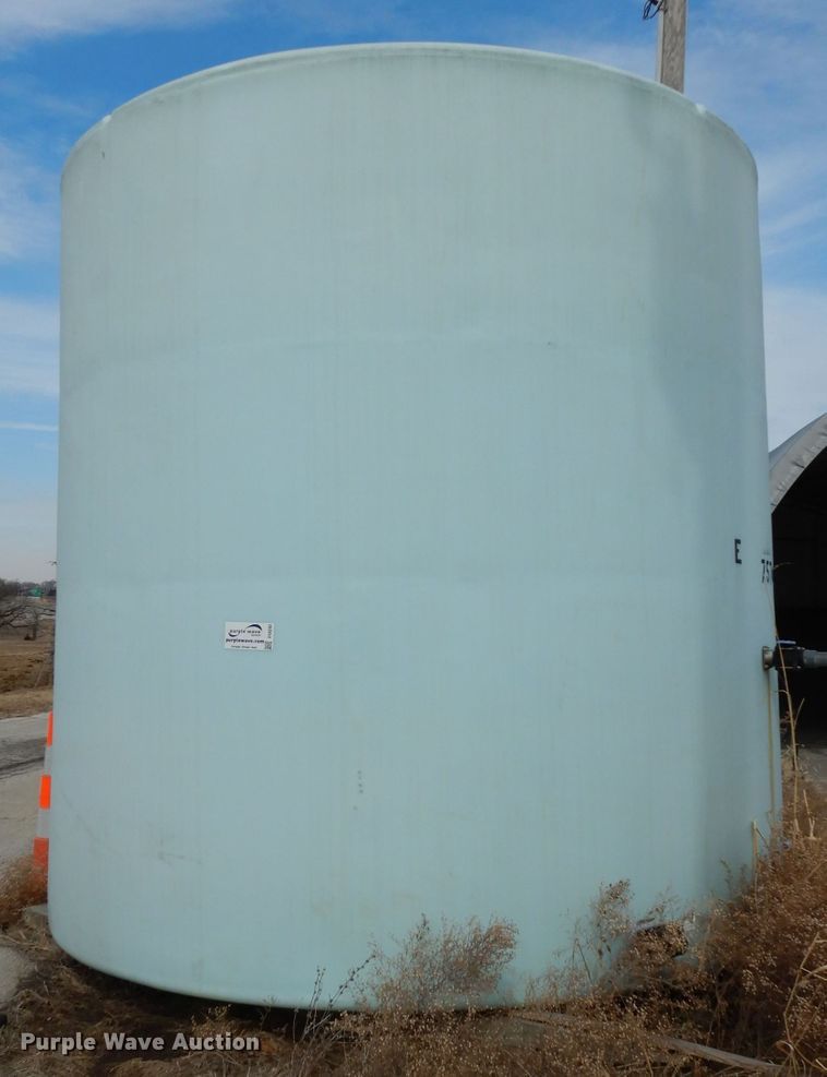 image for item DG6282 2002 Sprayer Specialist salt brine tank