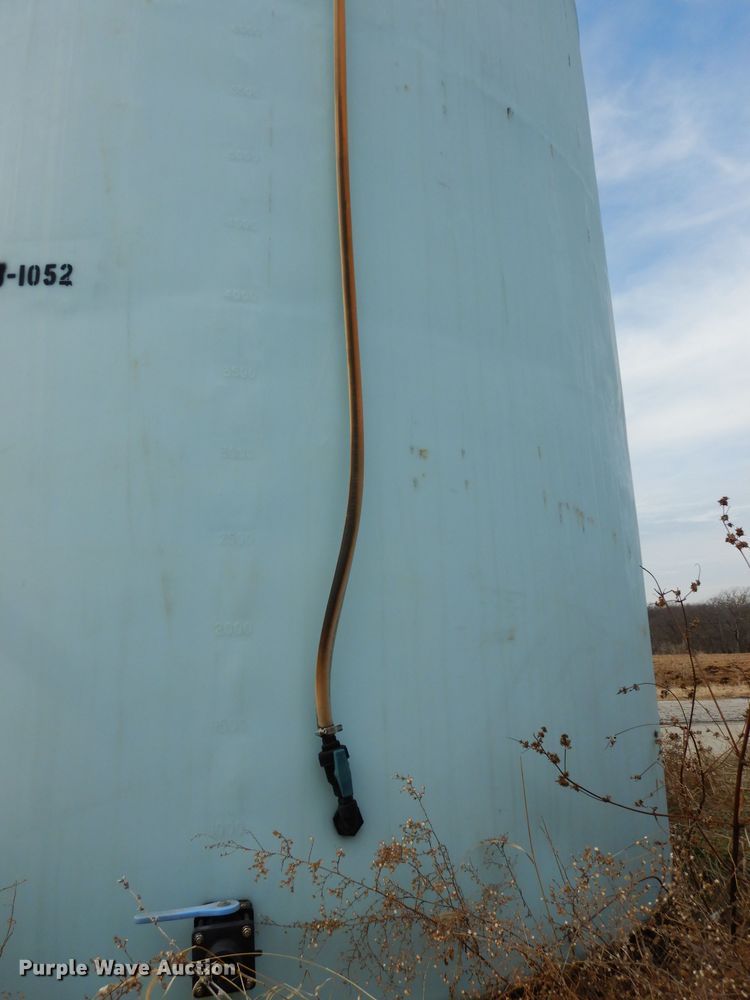 image for item DG6282 2002 Sprayer Specialist salt brine tank