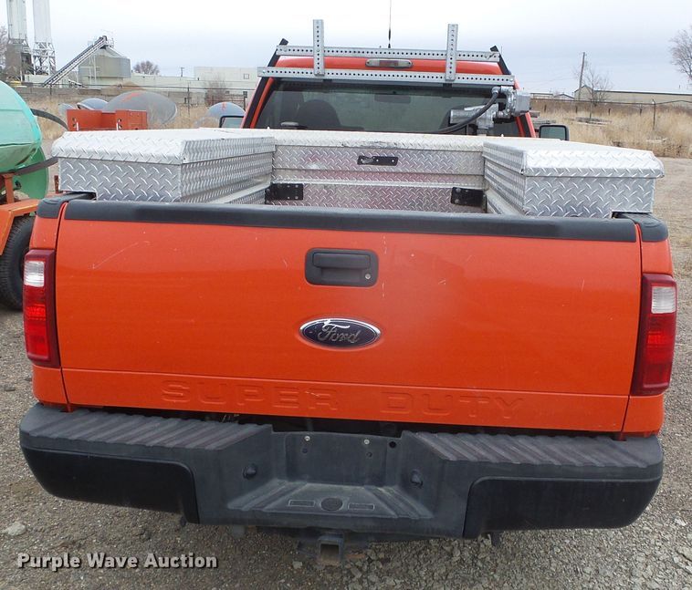image for item DH4783 2008 Ford F250 Super Duty XL pickup truck