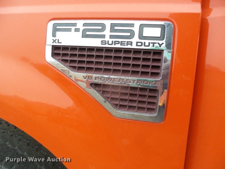 image for item DH4783 2008 Ford F250 Super Duty XL pickup truck