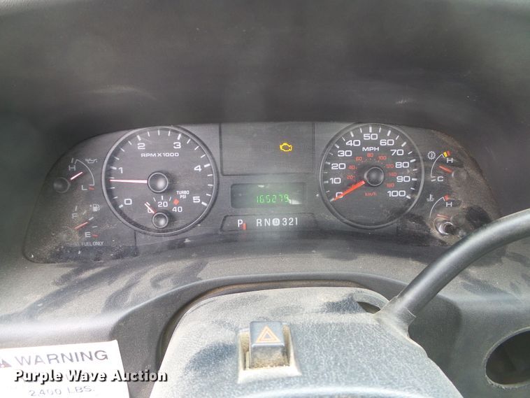 image for item DH4784 2006 Ford F250 Super Duty XL pickup truck