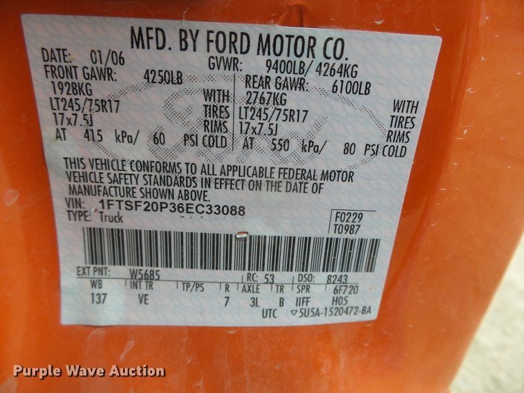 image for item DH4784 2006 Ford F250 Super Duty XL pickup truck