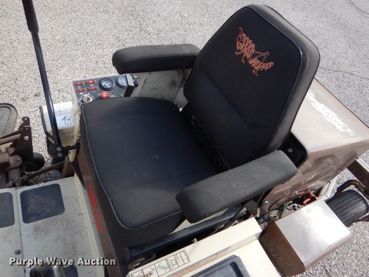 image for item EH9447 2004 Grasshopper 722D2 ZTR lawn mower