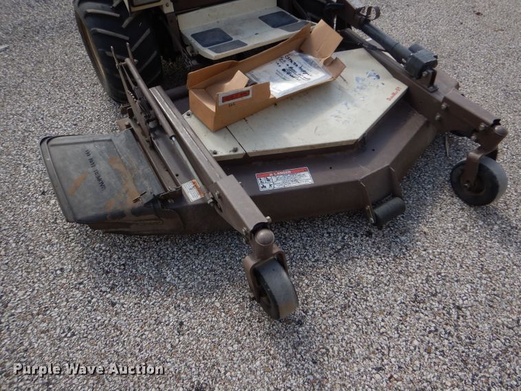 image for item EH9447 2004 Grasshopper 722D2 ZTR lawn mower