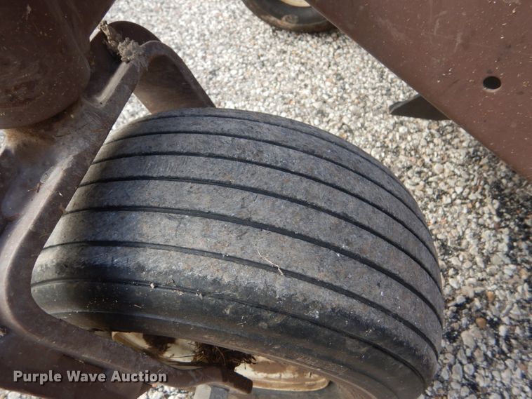 image for item EH9447 2004 Grasshopper 722D2 ZTR lawn mower