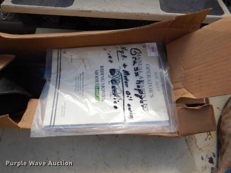 image for item EH9447 2004 Grasshopper 722D2 ZTR lawn mower