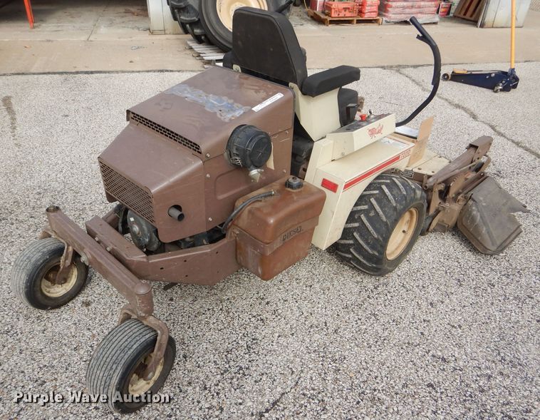 image for item EH9449 2004 Grasshopper 722D2 ZTR lawn mower