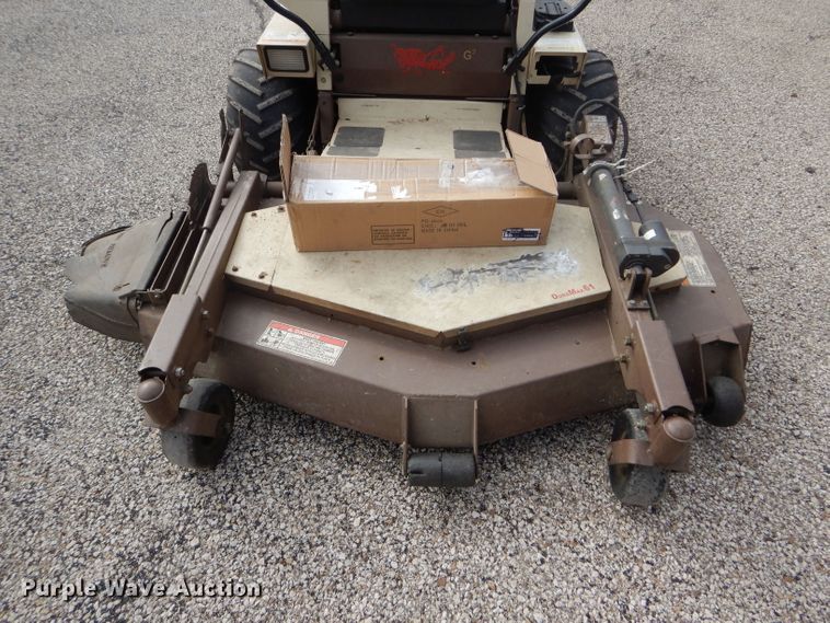 image for item EH9449 2004 Grasshopper 722D2 ZTR lawn mower