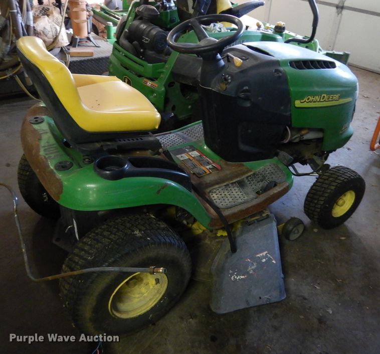image for item FY9344 2005 John Deere L111 lawn mower