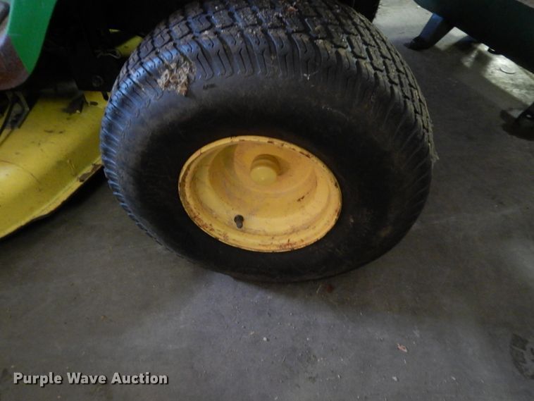 image for item FY9344 2005 John Deere L111 lawn mower