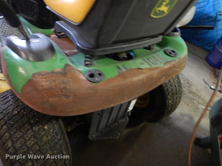 image for item FY9344 2005 John Deere L111 lawn mower