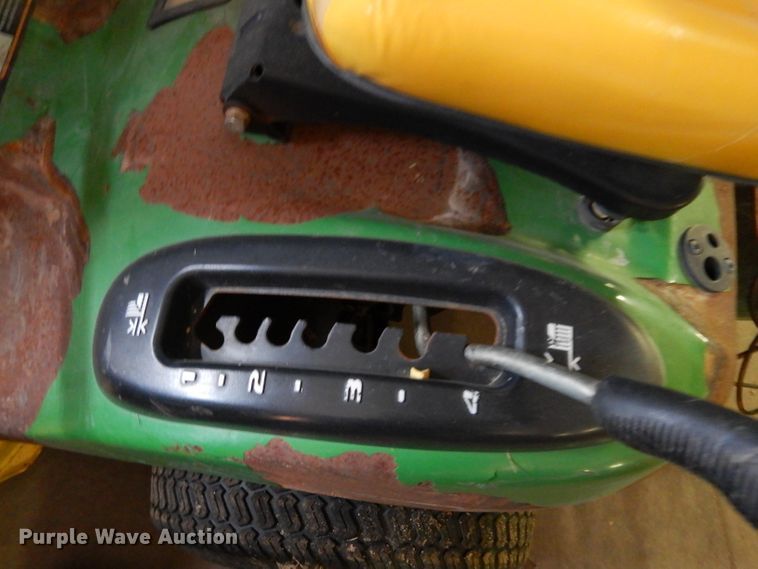 image for item FY9344 2005 John Deere L111 lawn mower