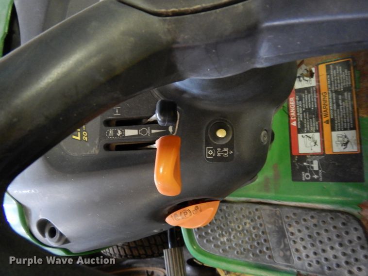 image for item FY9344 2005 John Deere L111 lawn mower