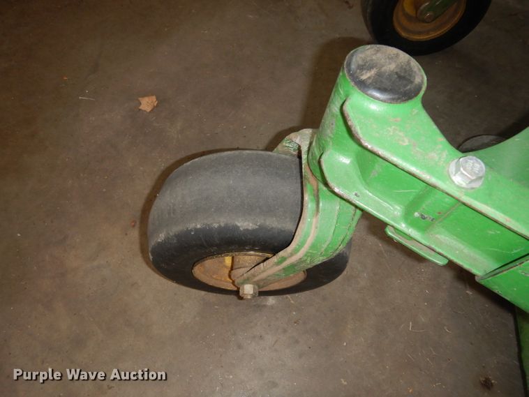 image for item FY9345 2012 John Deere Z910A lawn mower