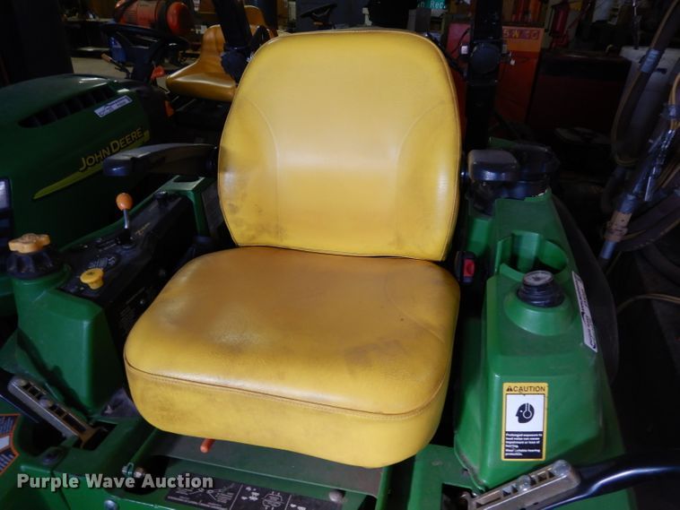 image for item FY9345 2012 John Deere Z910A lawn mower