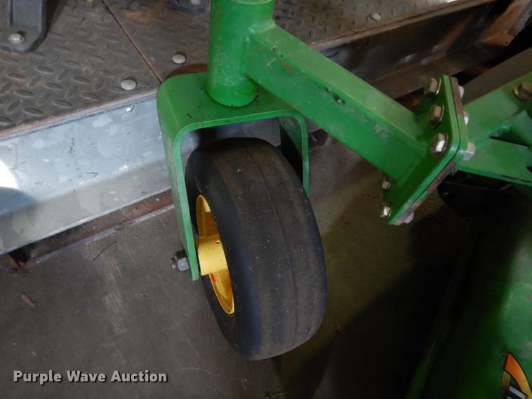 image for item FY9346 2003 John Deere 717 lawn mower