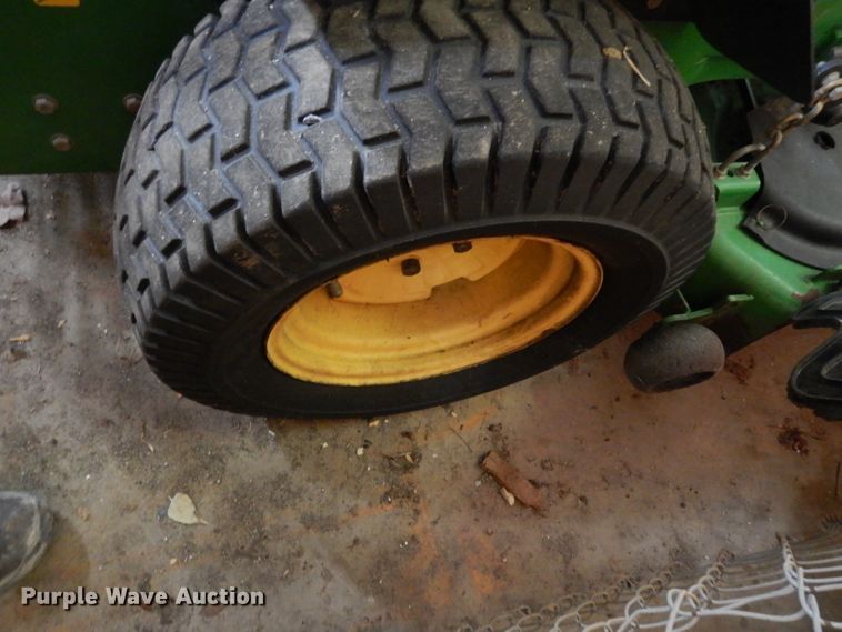 image for item FY9346 2003 John Deere 717 lawn mower