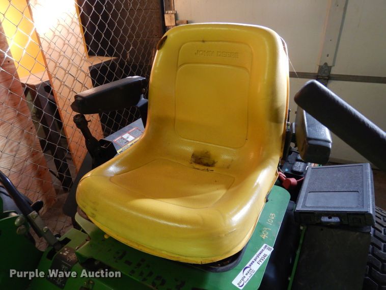 image for item FY9346 2003 John Deere 717 lawn mower