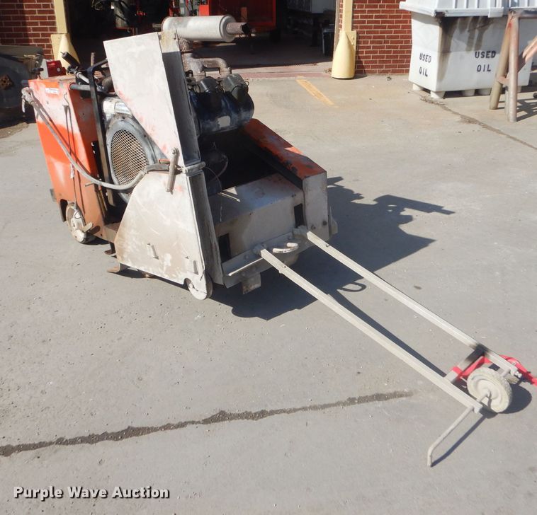 image for item GG9640 2001 Norton Clipper CG5BKGV concrete saw