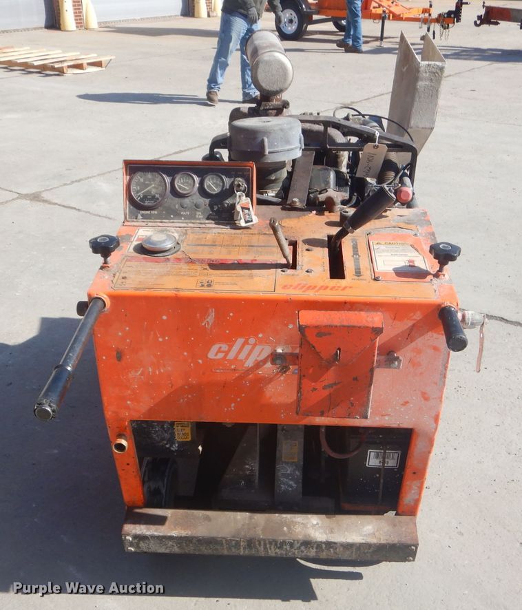 image for item GG9640 2001 Norton Clipper CG5BKGV concrete saw