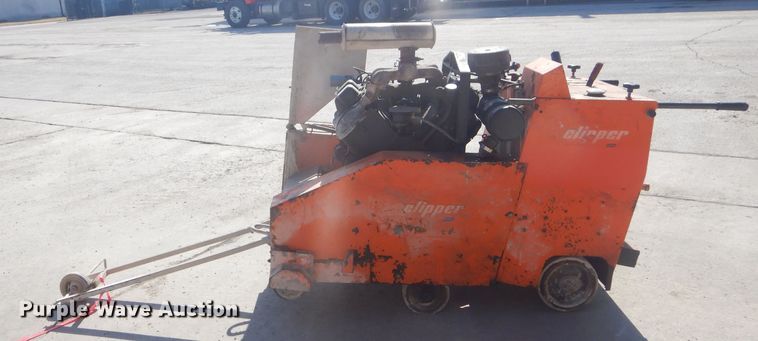 image for item GG9640 2001 Norton Clipper CG5BKGV concrete saw