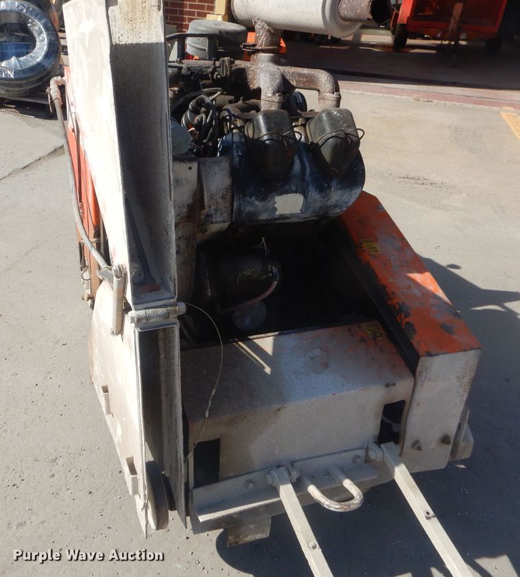 image for item GG9640 2001 Norton Clipper CG5BKGV concrete saw