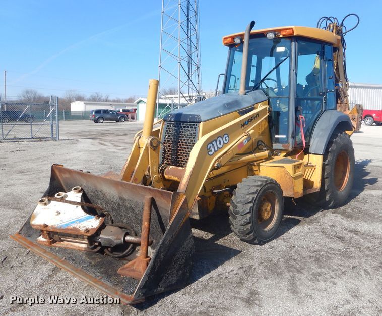 image for item GG9645 2003 John Deere 310G backhoe