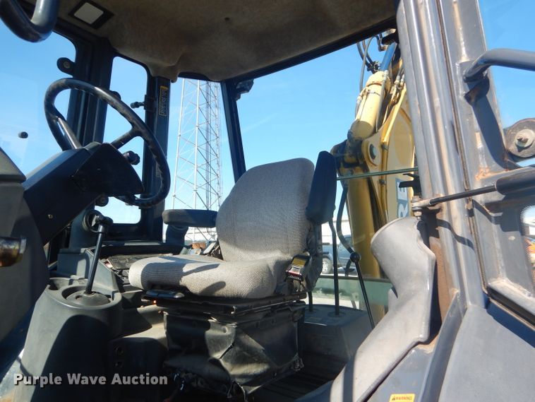 image for item GG9645 2003 John Deere 310G backhoe