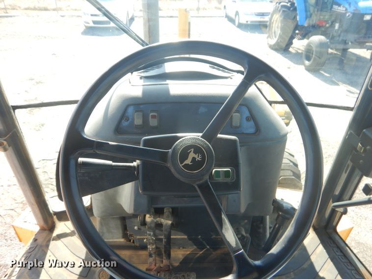 image for item GG9645 2003 John Deere 310G backhoe