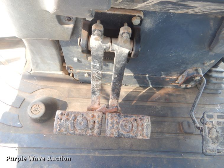 image for item GG9645 2003 John Deere 310G backhoe