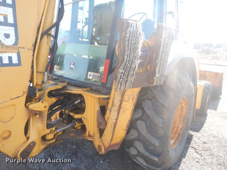 image for item GG9645 2003 John Deere 310G backhoe