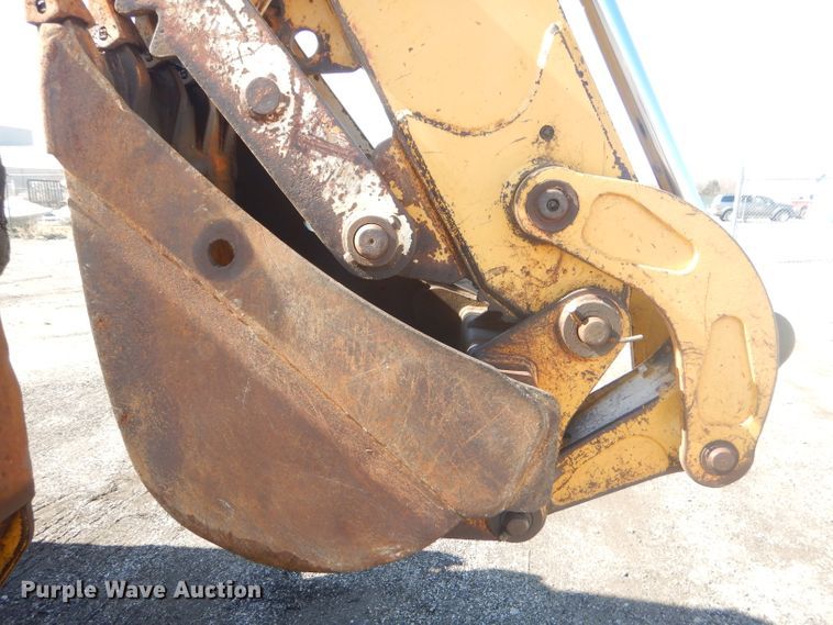 image for item GG9645 2003 John Deere 310G backhoe