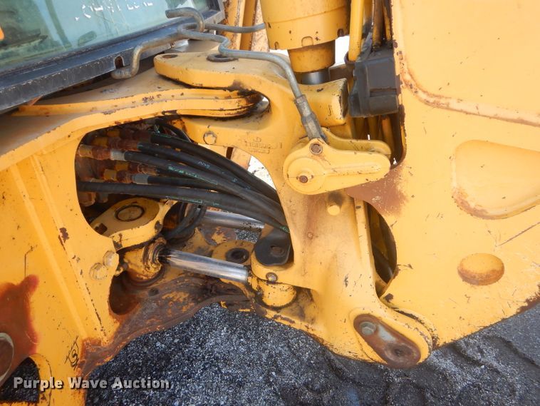 image for item GG9645 2003 John Deere 310G backhoe