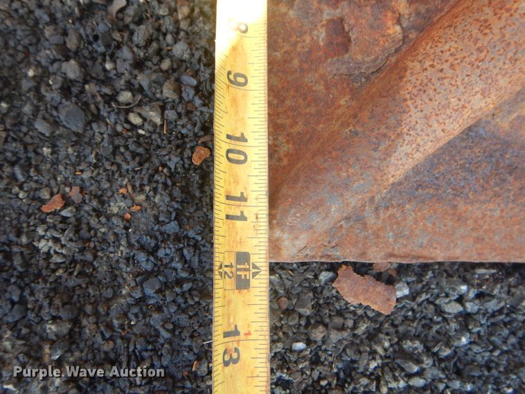 image for item GG9645 2003 John Deere 310G backhoe