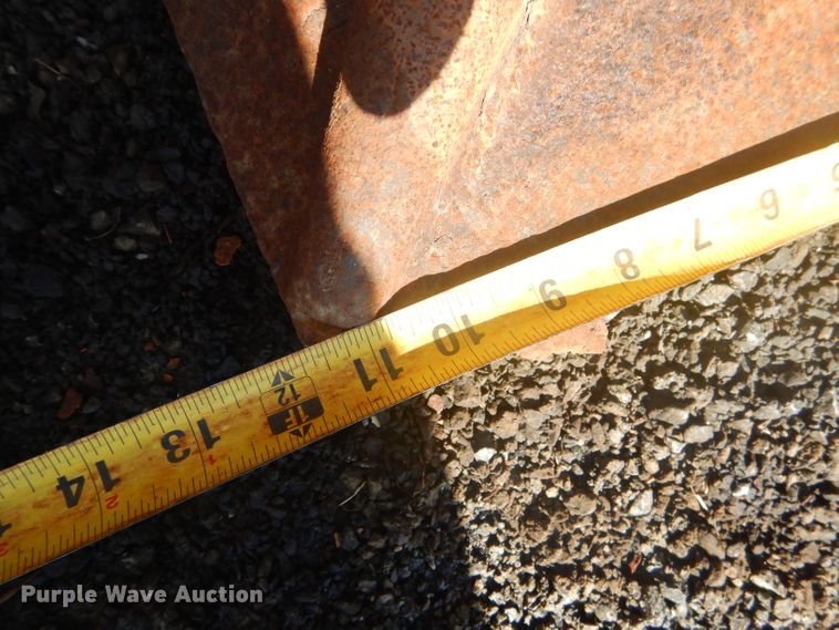 image for item GG9645 2003 John Deere 310G backhoe