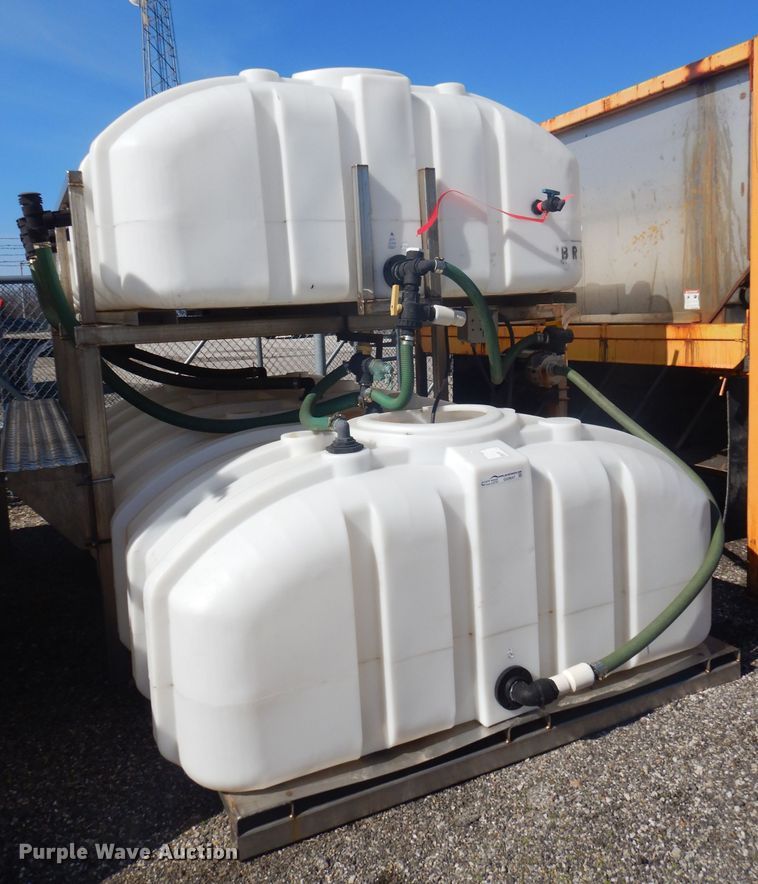 image for item GG9647 2004 Sprayer Specialties SB1400SS salt brine maker