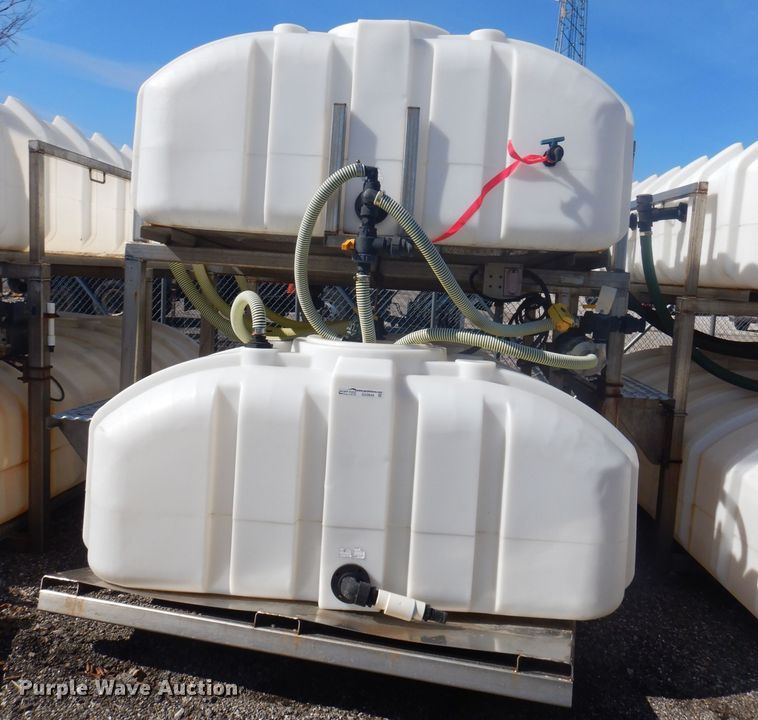 image for item GG9648 2004 Sprayer Specialties SB1400SS salt brine maker