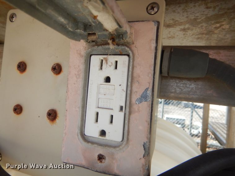 image for item GG9648 2004 Sprayer Specialties SB1400SS salt brine maker