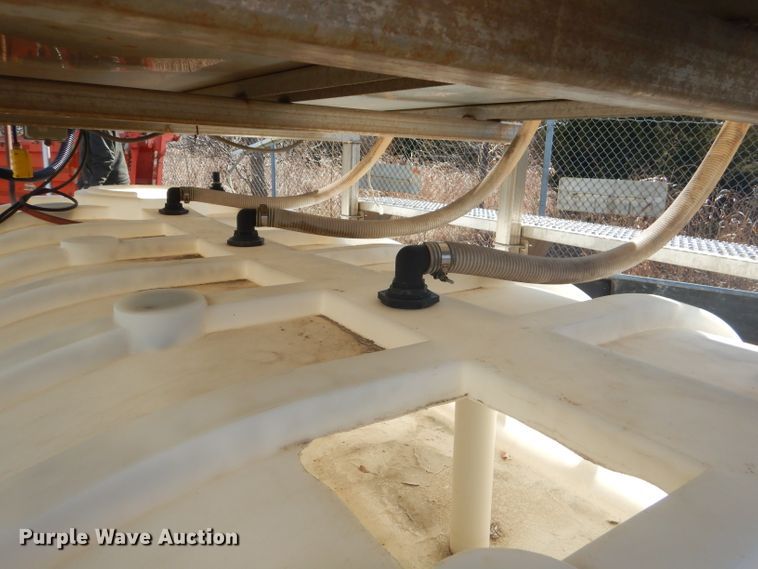 image for item GG9649 2004 Sprayer Specialties SB1400SS salt brine maker