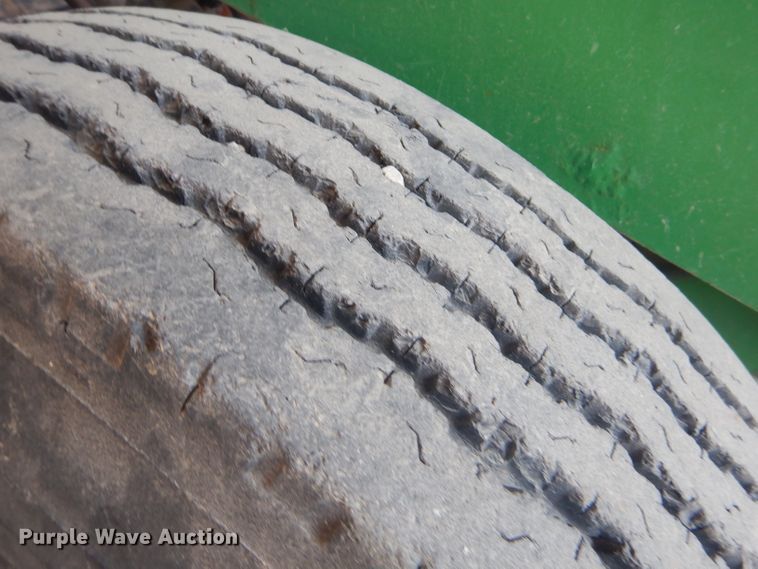 image for item GG9650 1997 Great Plains EWNG7-1008-0231 no-till grain drill