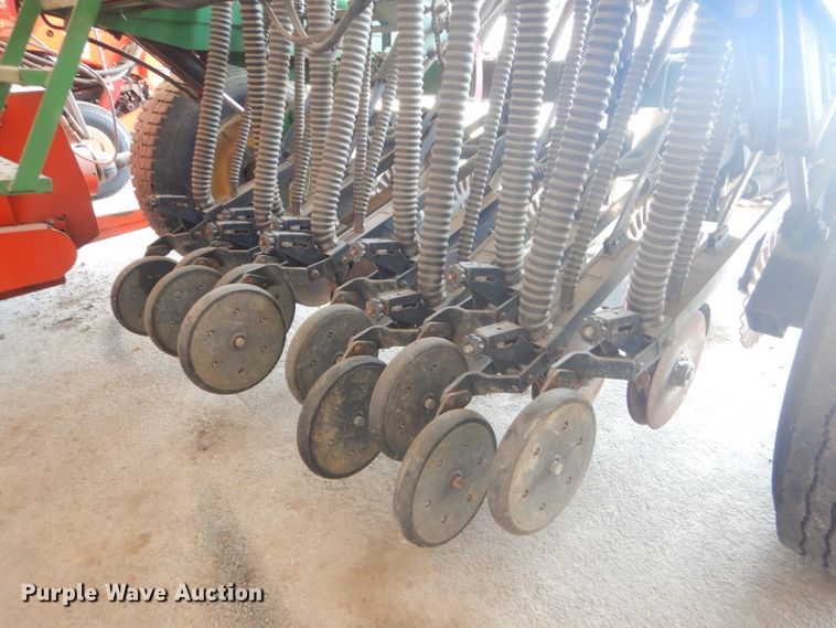 image for item GG9650 1997 Great Plains EWNG7-1008-0231 no-till grain drill