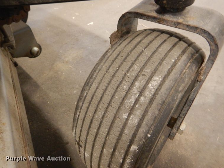 image for item GX9803 2005 Dixie Chopper XG2703-60 ZTR lawn mower