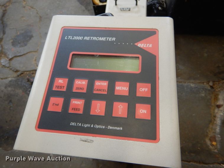 image for item GX9805 Delta LTL2000 Retro-Reflectometer pavement marking tester