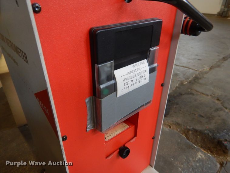 image for item GX9805 Delta LTL2000 Retro-Reflectometer pavement marking tester