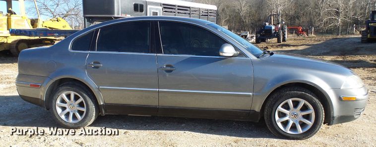 image for item DD1761 2004 Volkswagen Passat