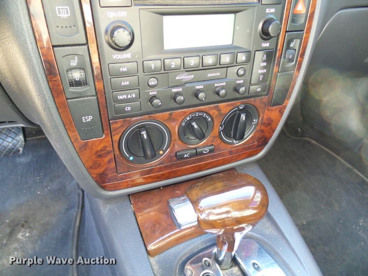 image for item DD1761 2004 Volkswagen Passat