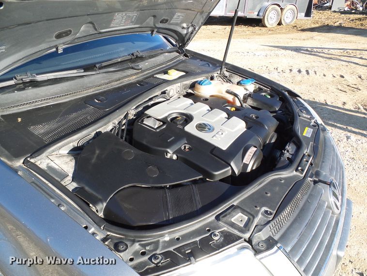 image for item DD1761 2004 Volkswagen Passat