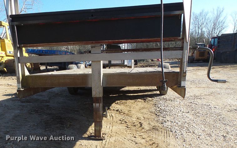 image for item DD1765 1995 equipment trailer